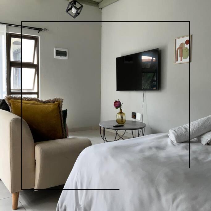 Apartment Luxury Walk To Melrose Arch