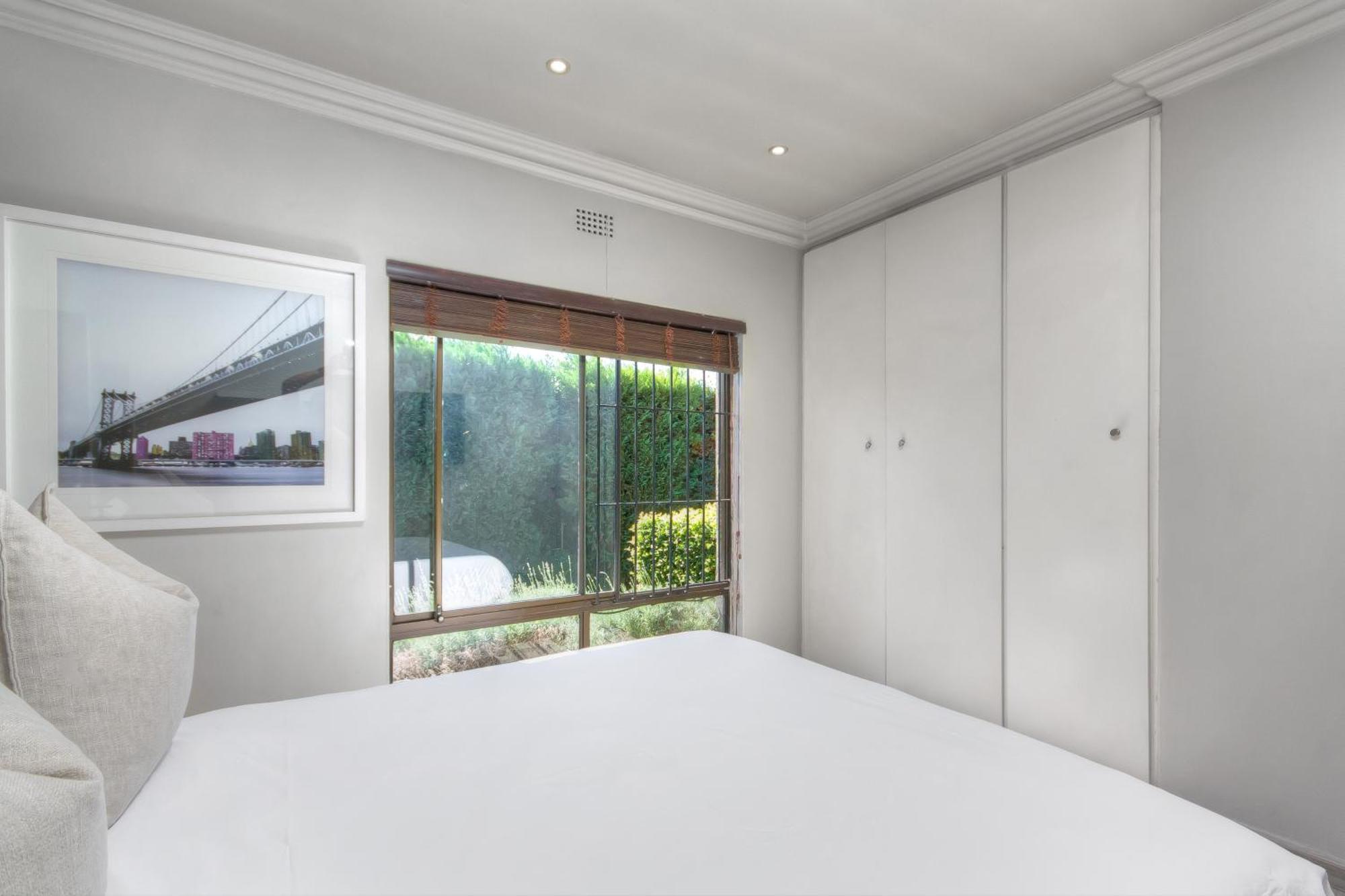 13 Sandown Valley, Sandton