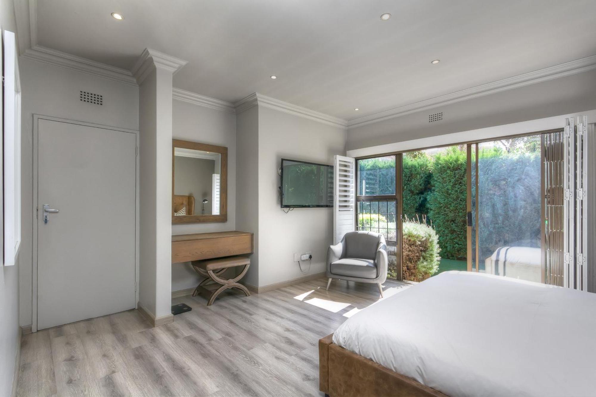 13 Sandown Valley, Sandton Villa Johannesburg