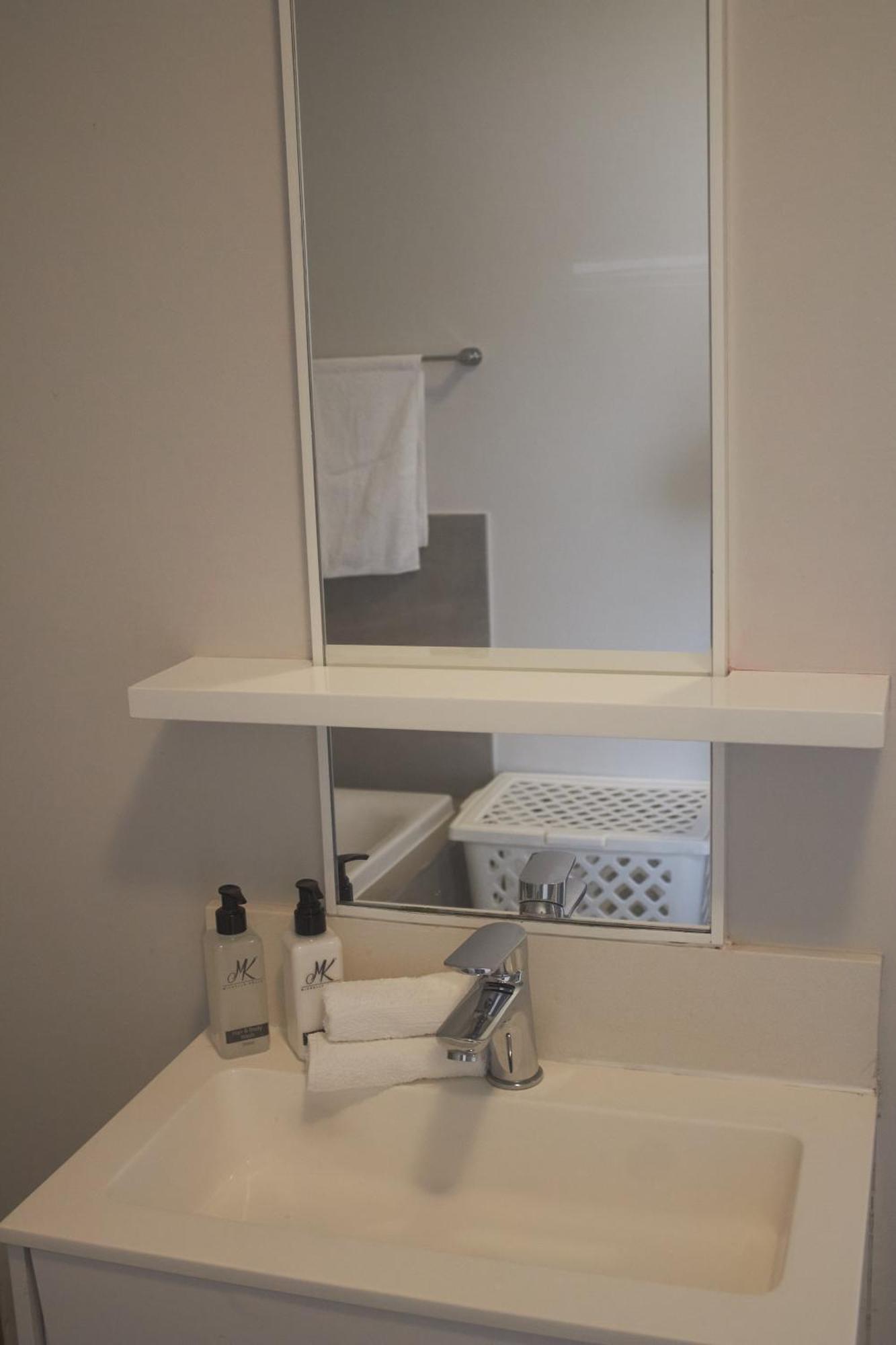 Elegant 2 Bed 2 Bath Wifi Netflix Backup Power Apartment *