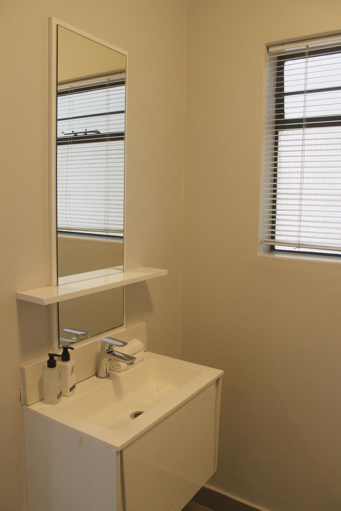 Elegant 2 Bed 2 Bath Wifi Netflix Backup Power Apartment *