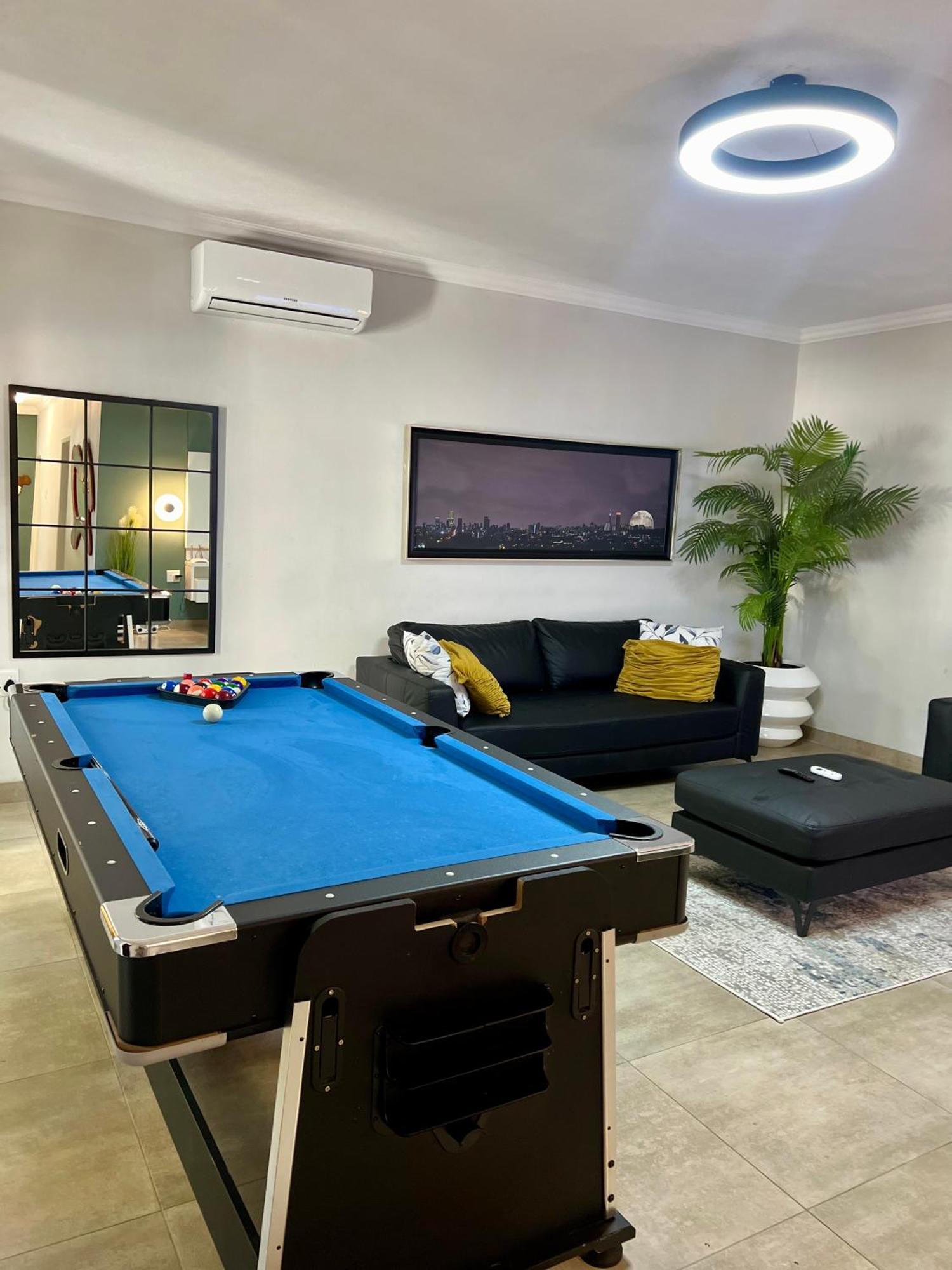 435 On Vale Boutique Khách sạn hẻo lánh Johannesburg