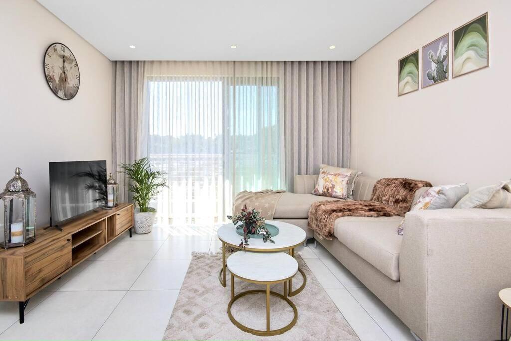 Căn hộ Stunning 2 Bed In Sandton *