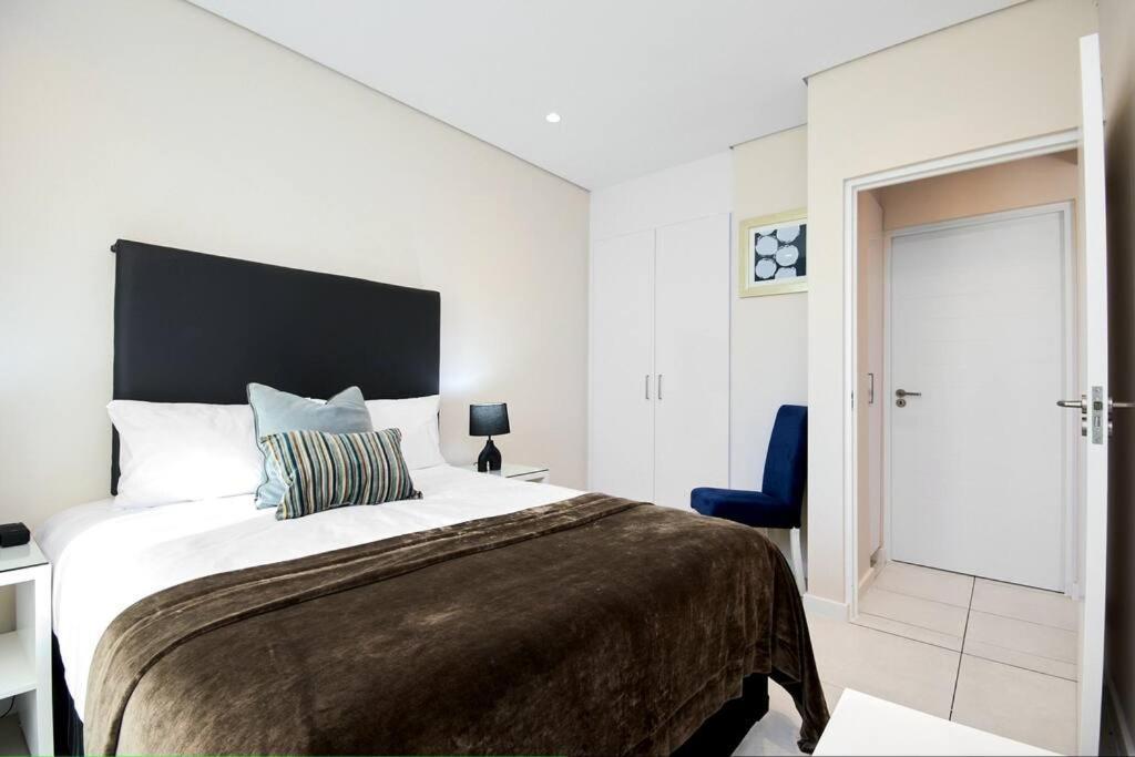 Stunning 2 Bed In Sandton *