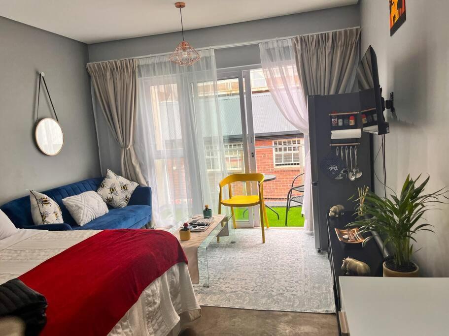 Cozy In The Heart Of Maboneng Johannesburg