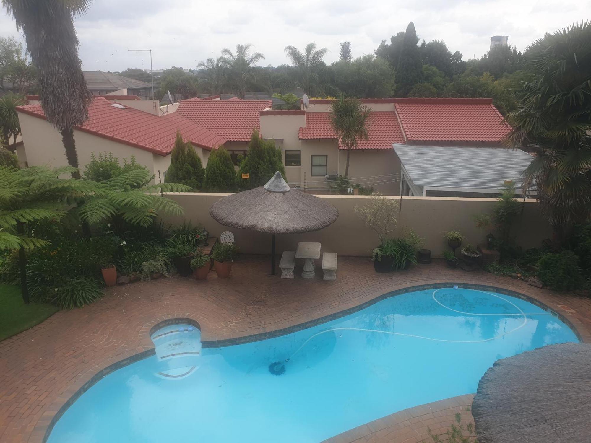 Guest house 125 On Buuren Road Johannesburg