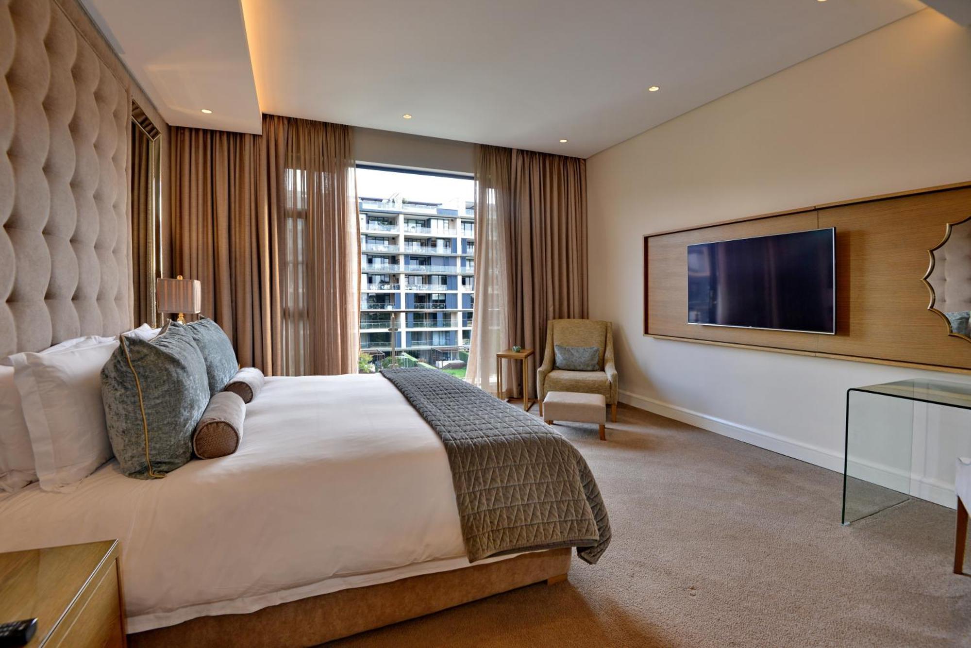 The Houghton Hotel, Spa, Wellness & Golf Hotel 5*