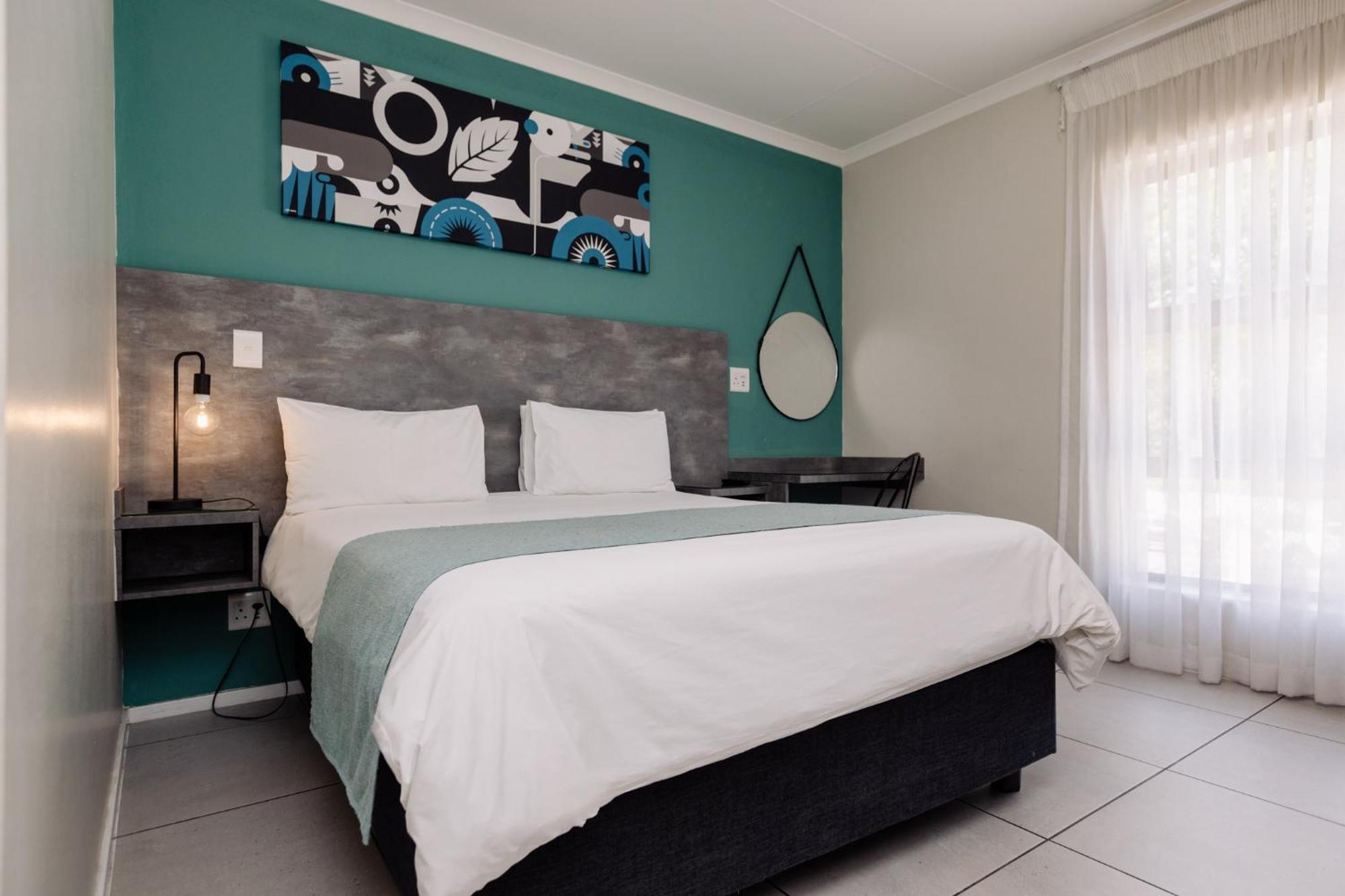 Mint Express Melrose View * Johannesburg