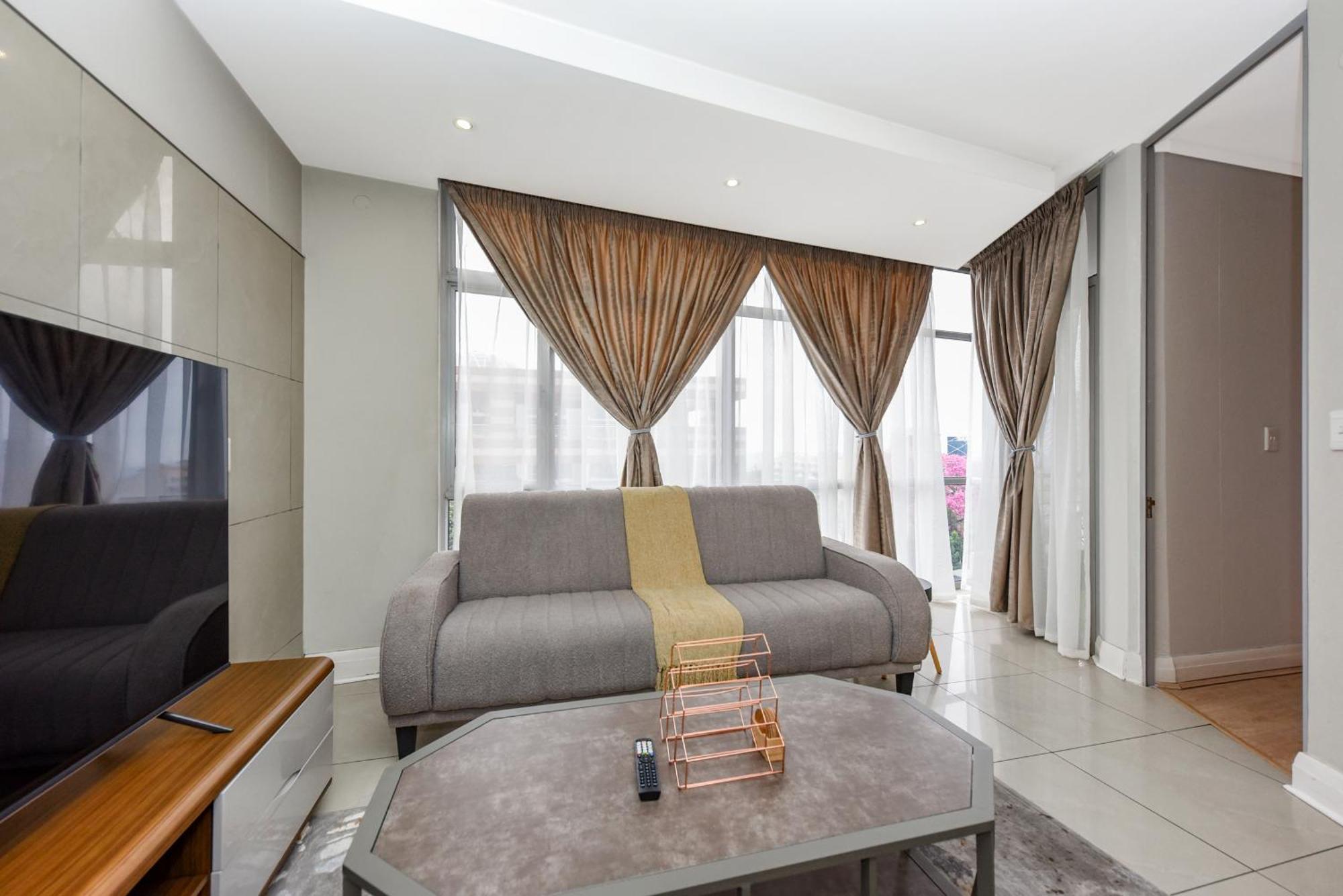 Hydro Park Residences In Sandton With Generator