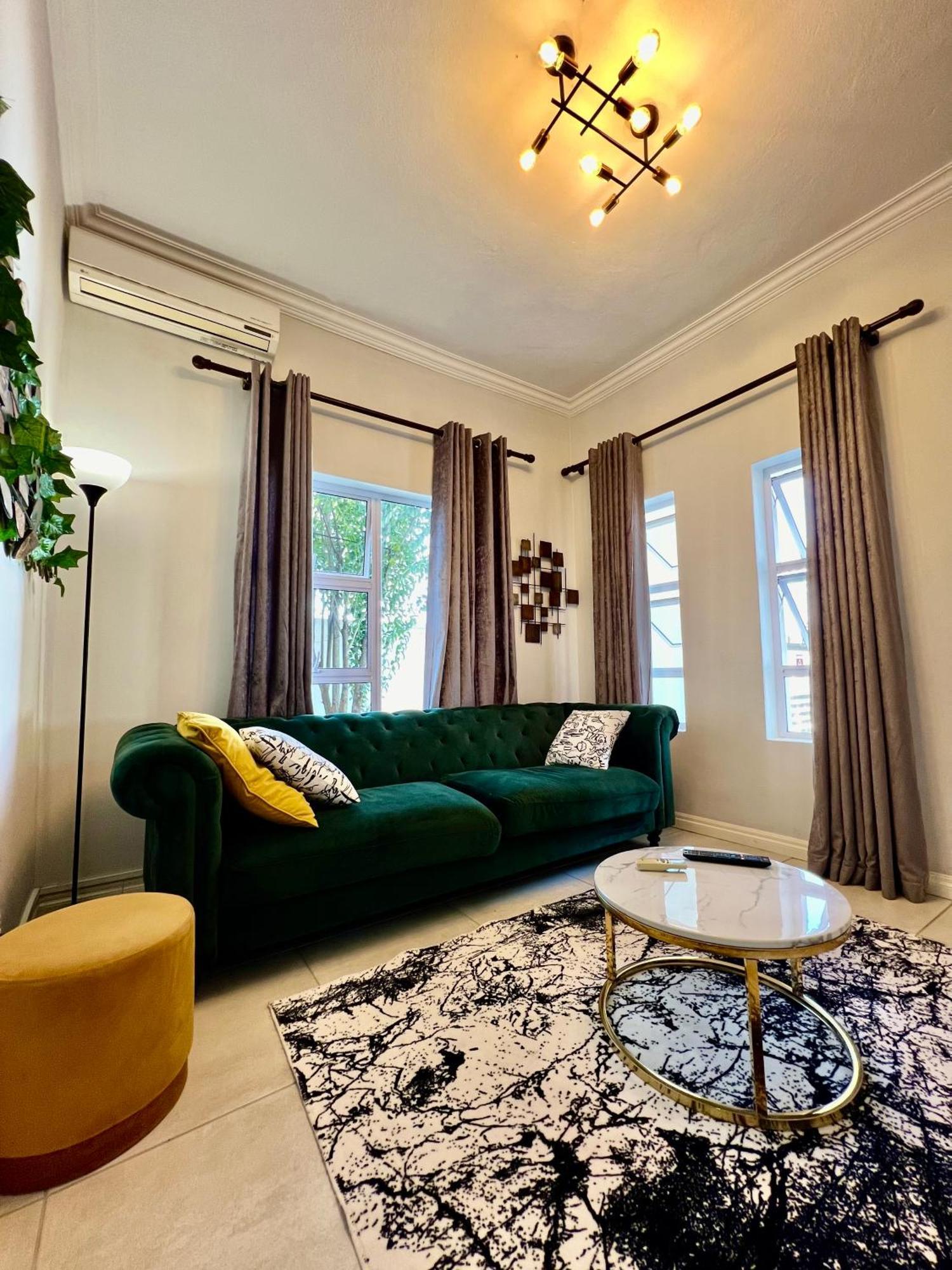 435 On Vale Boutique Johannesburg