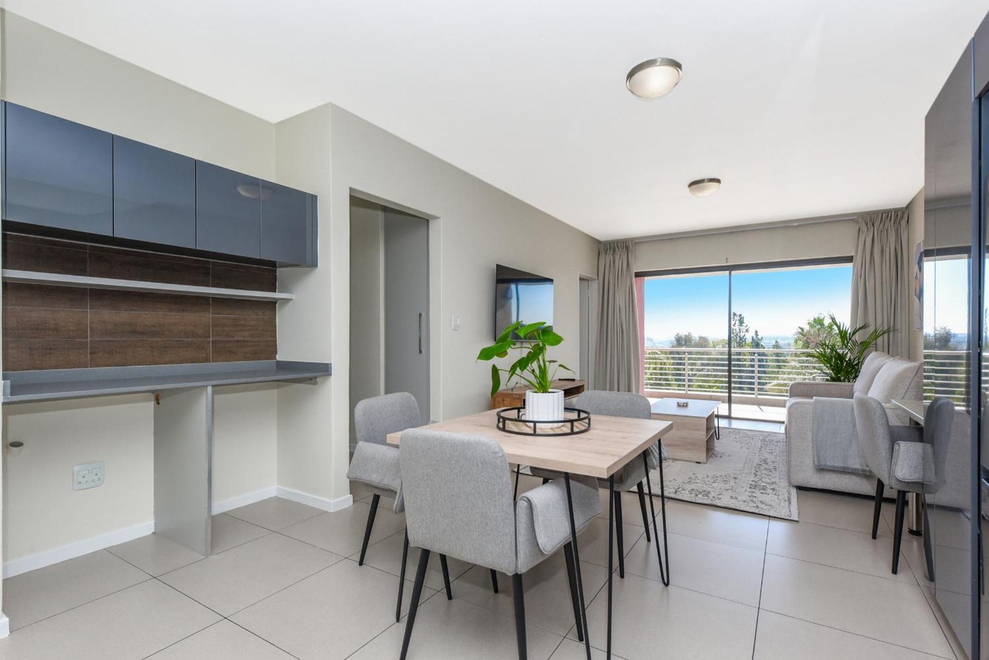 The View Luxury Apartment Johannesburg