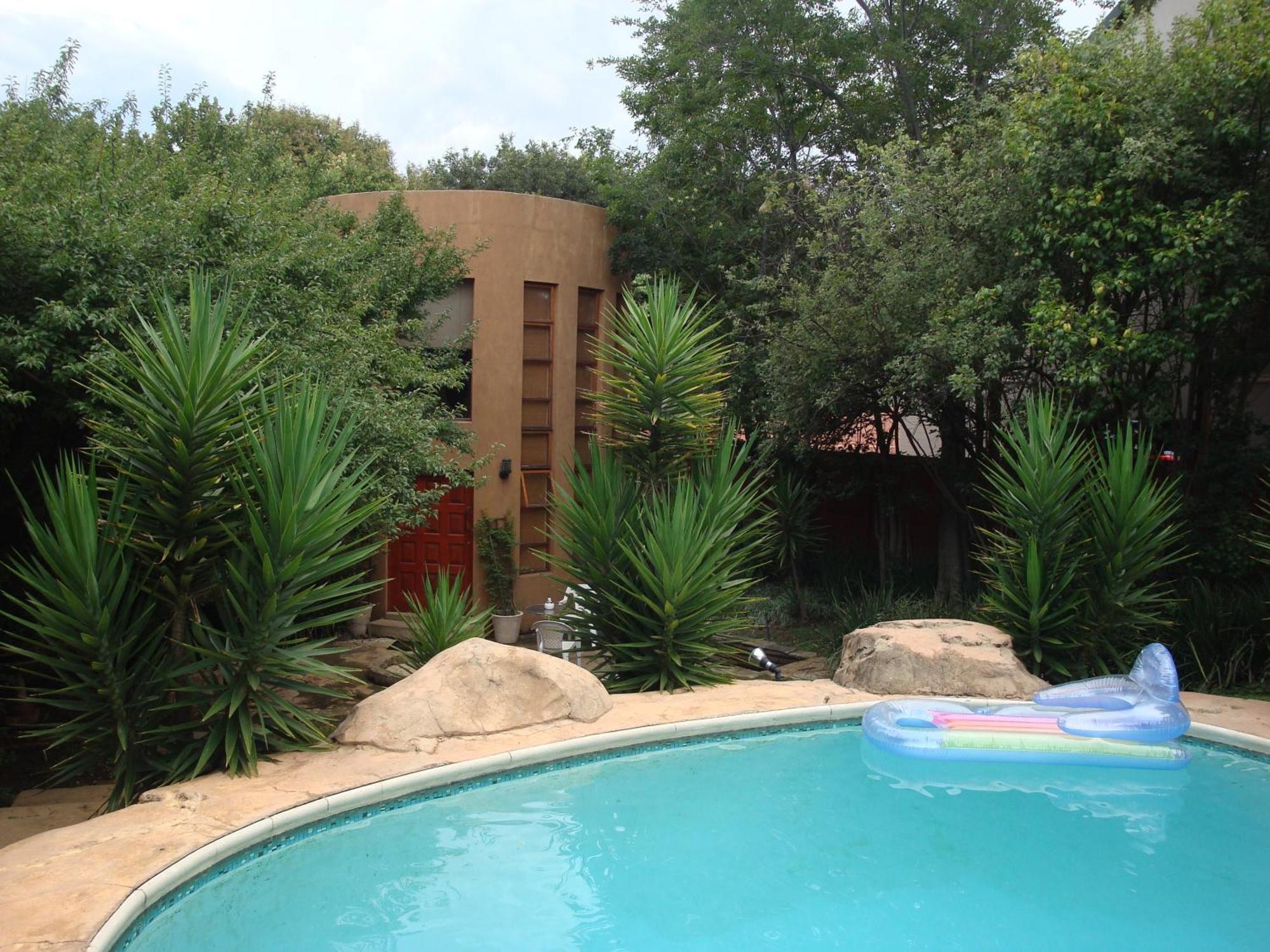 Moonflower Chalet *
