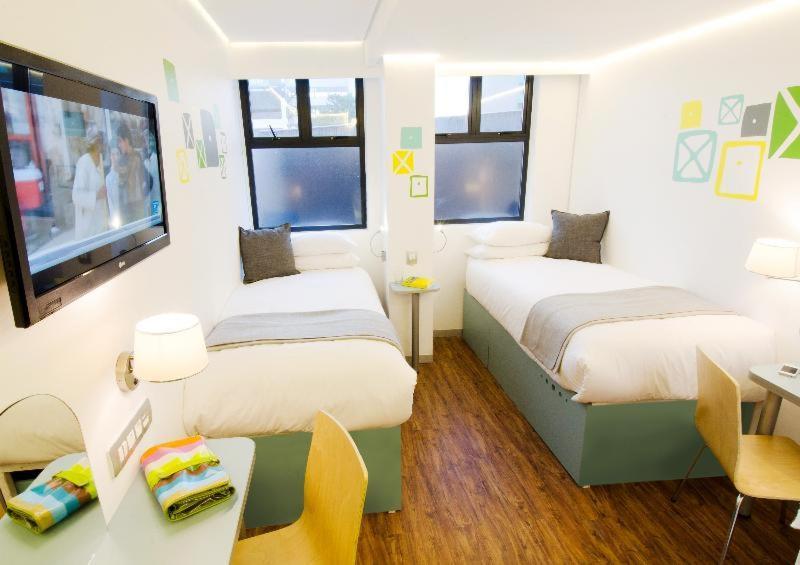 Bannister Hotel