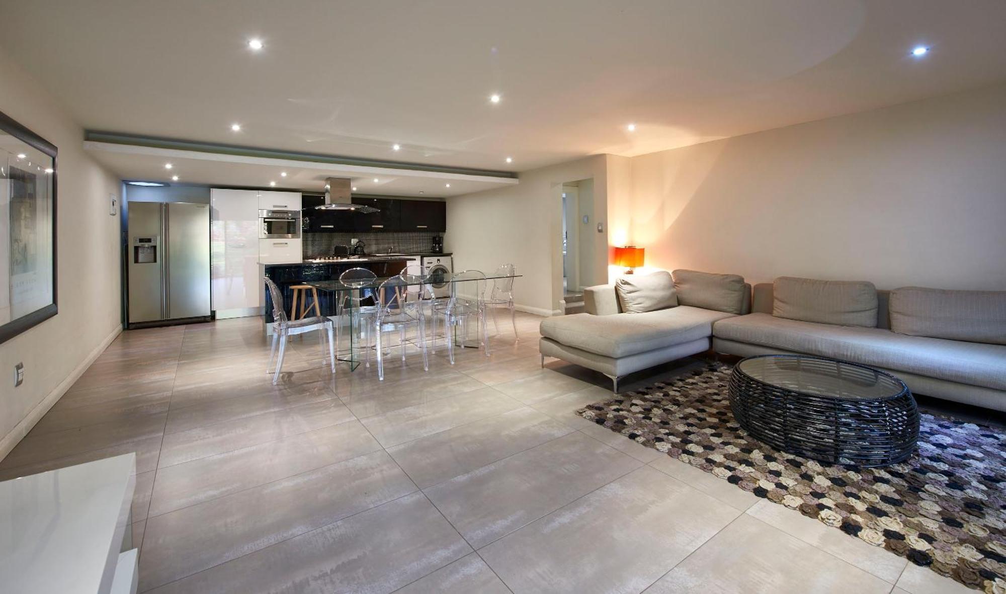Apartment Dynasty Forest Sandown Serviced & Self Catering Johannesburg