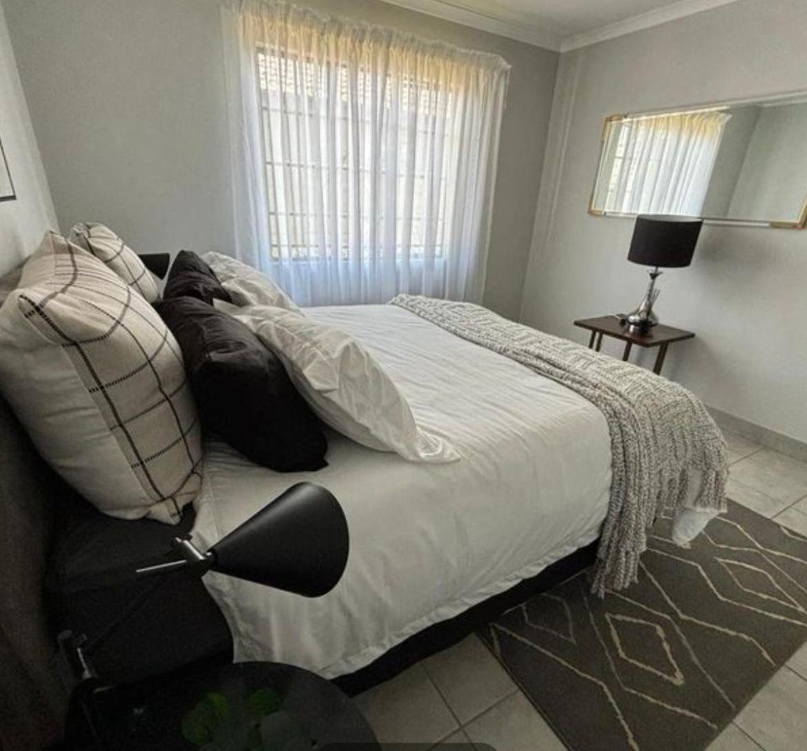 Apartment Lux Homes Property's *