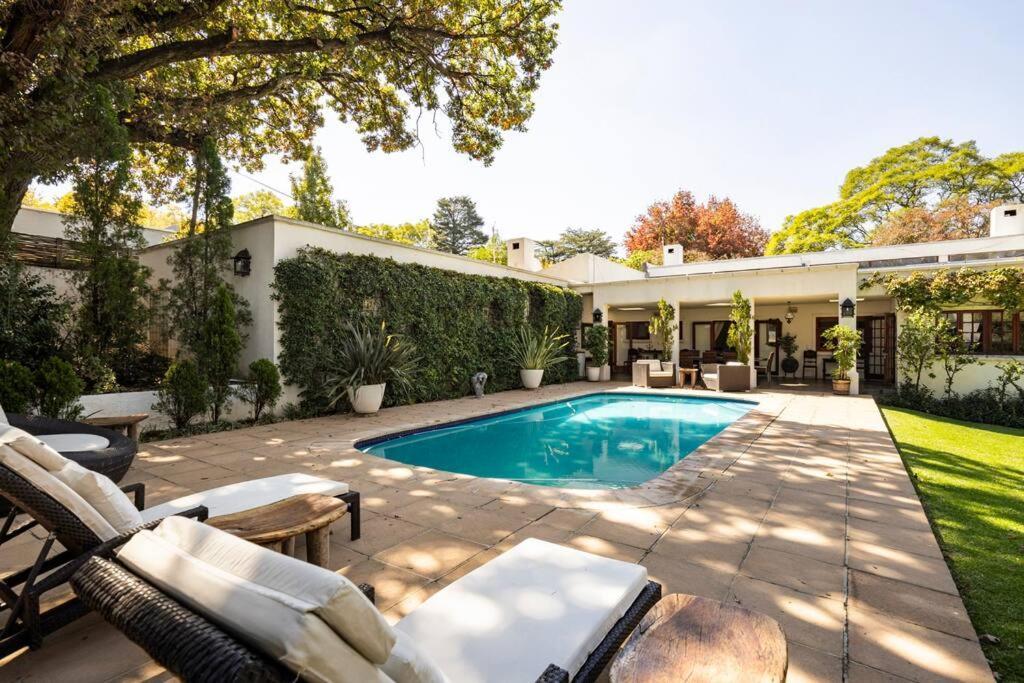 Picturesque Garden Villa, Illovo House Villa