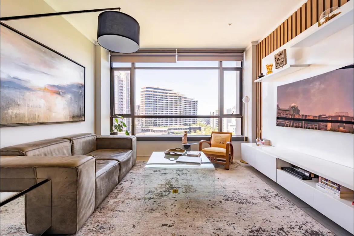 New Luxury Spacious *