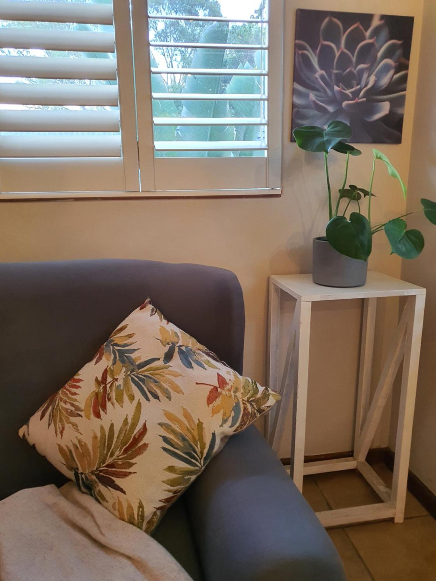 Warm And Cozy In Randburg Apartment Johannesburg