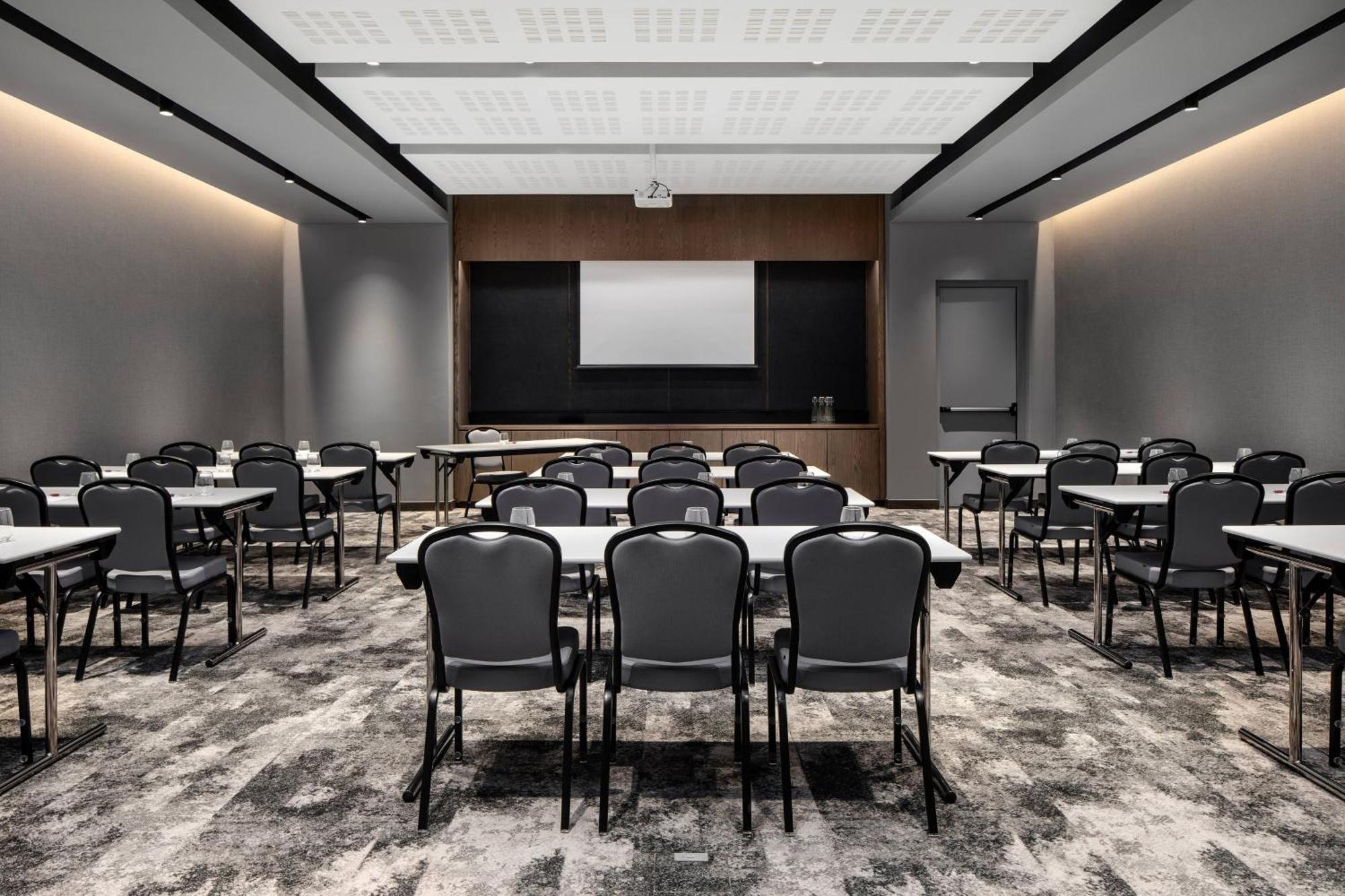 Marriott Melrose Arch Hotel