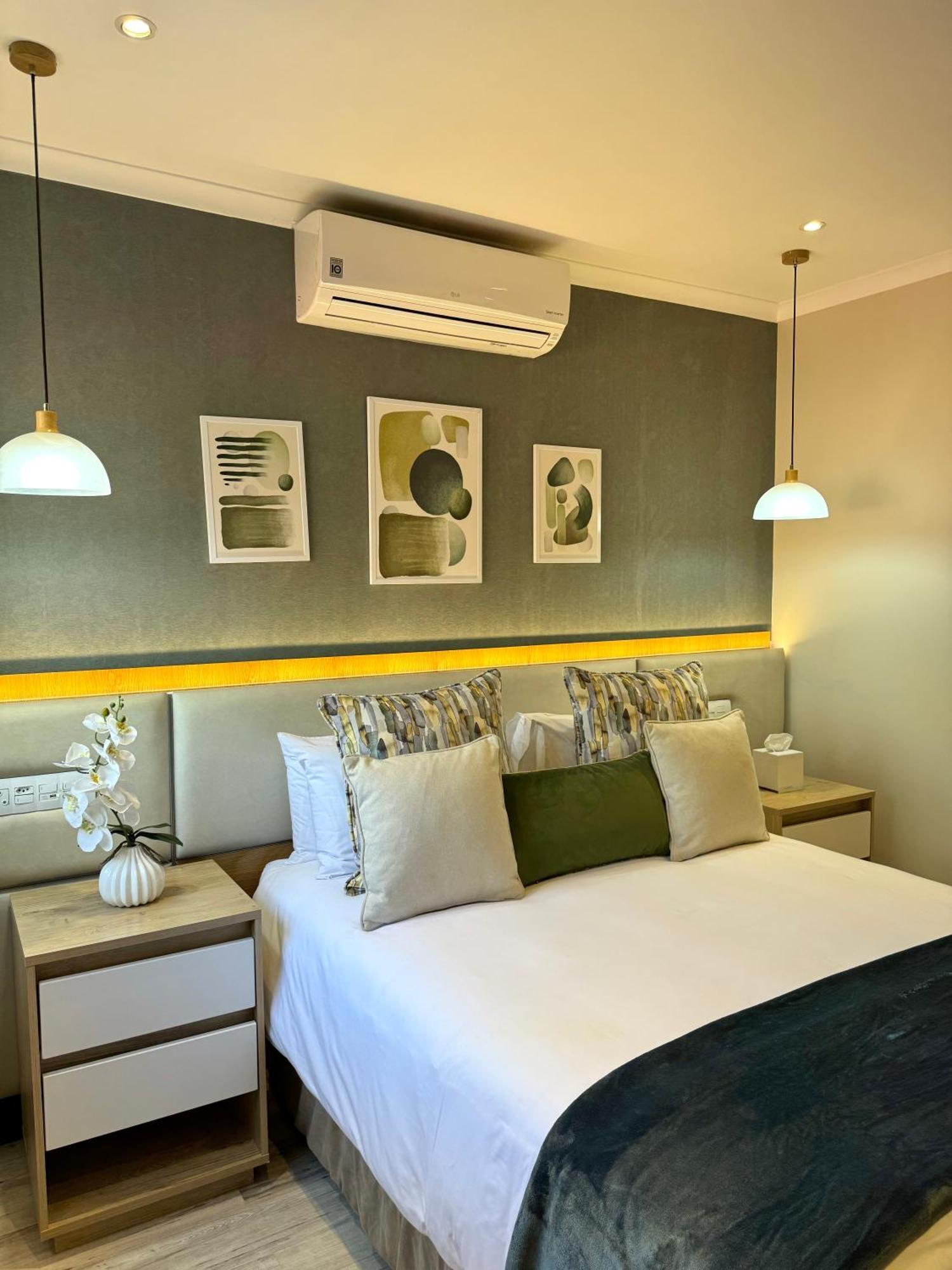 1945 On Kloof 5*