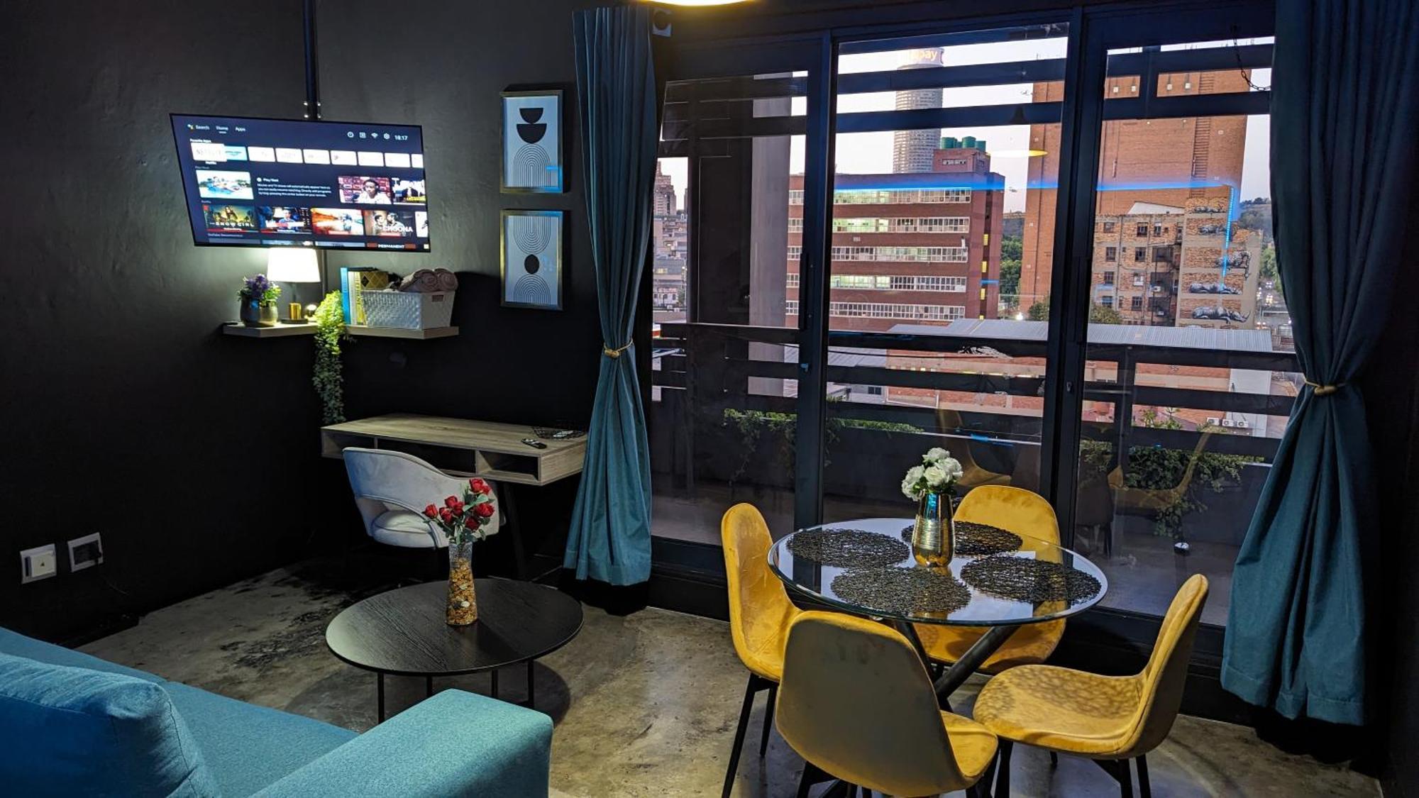 Apartment The Jozi Embassy - A Hallmark House *