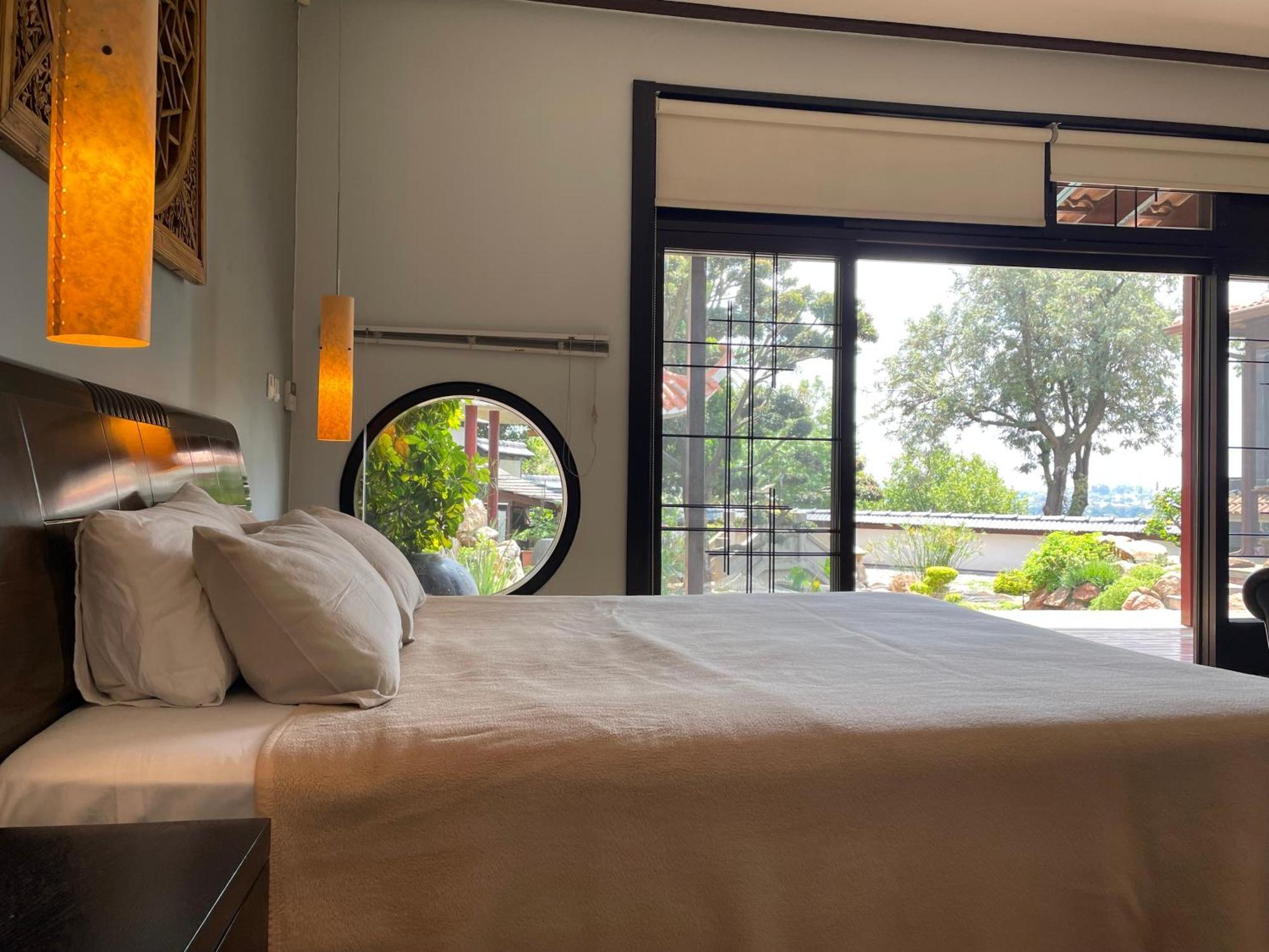 Oasis On Lily With Own Pool * Johannesburg