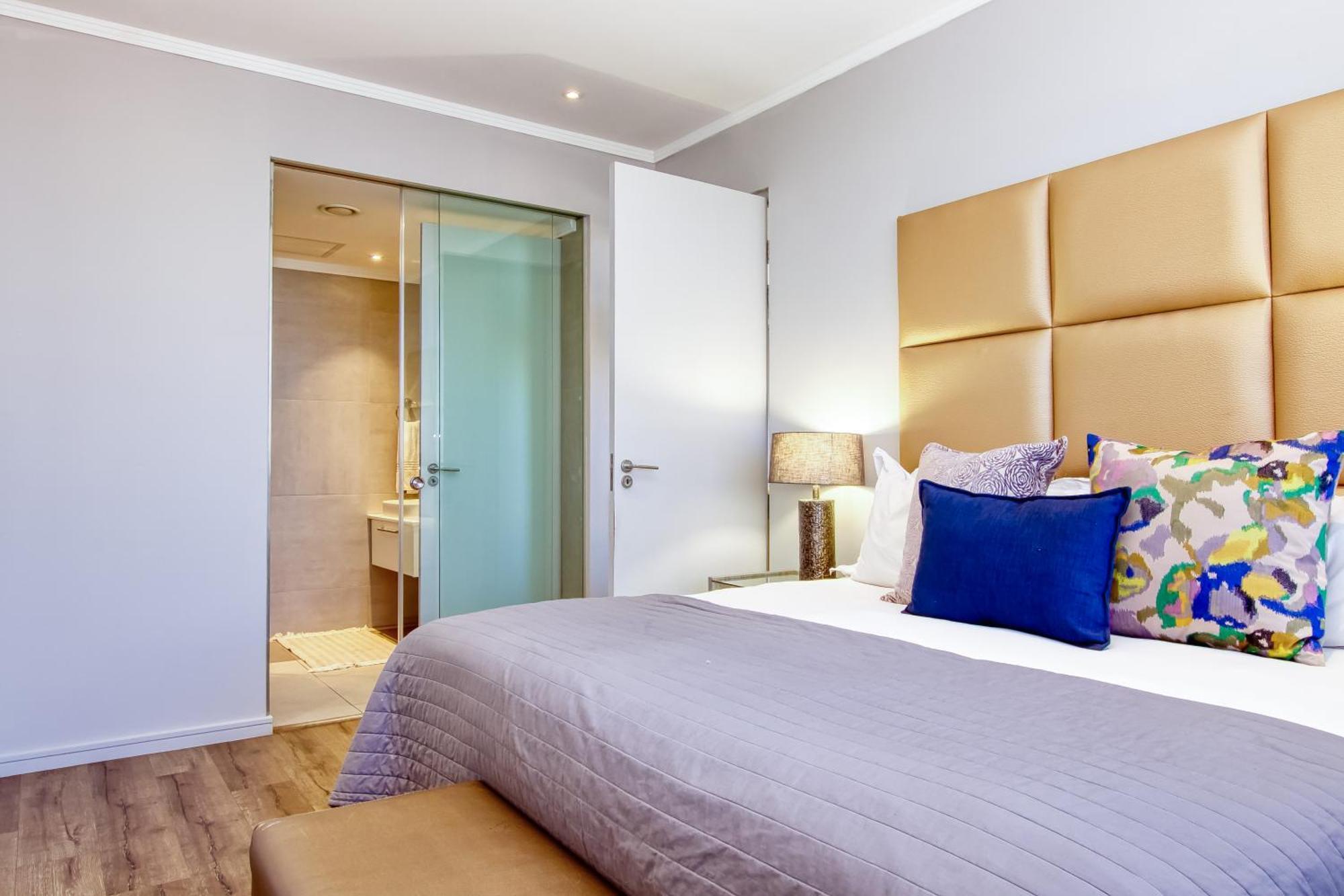 Cgrsa Sandton Hotel *