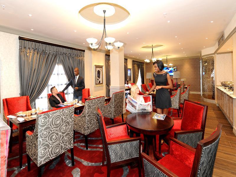 Peermont Metcourt At Emperors Palace 3*