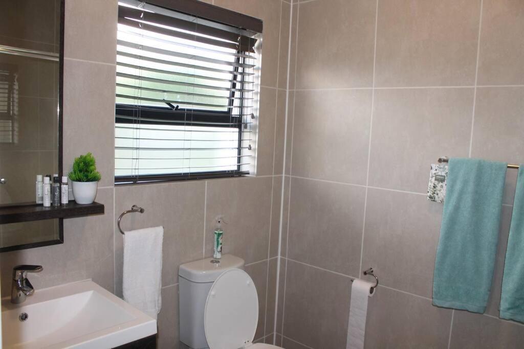 Apartment Deep Blue 2 Bed In An Estate Johannesburg