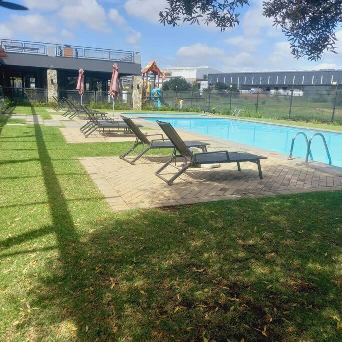 Apartment Deep Blue 2 Bed In An Estate Johannesburg