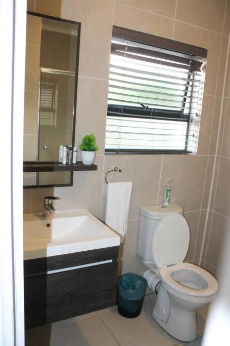 Deep Blue 2 Bed In An Estate Johannesburg