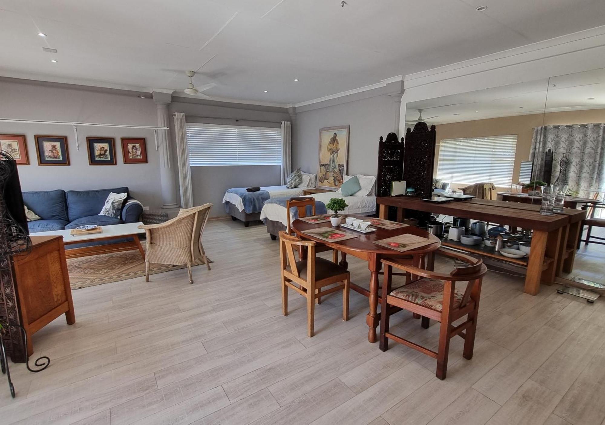 In Bryanston Apartment Johannesburg