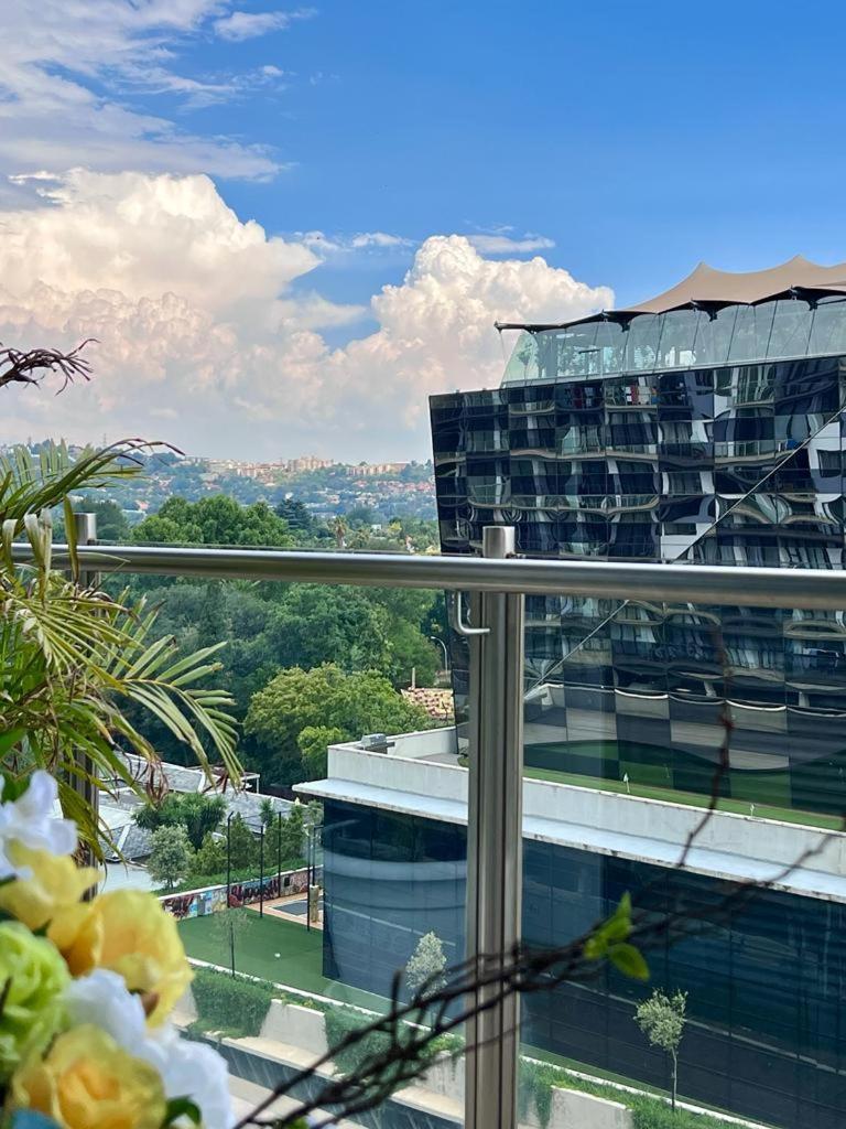 Delight Luxurious * Johannesburg
