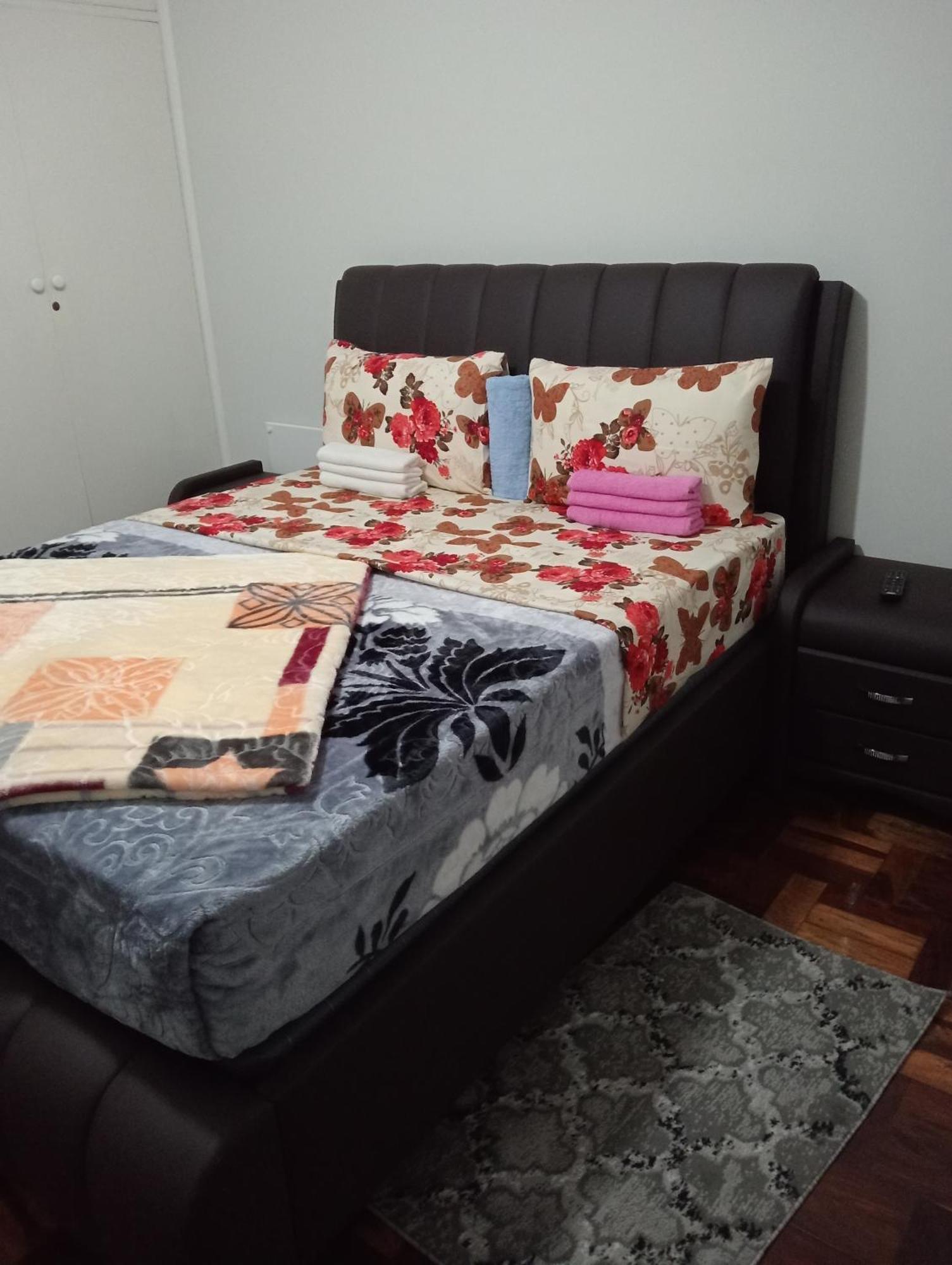 Moonlight Guest house *