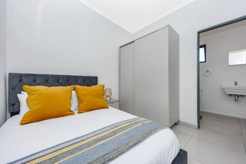 V&s Apartments-luxury Apartment3 Johannesburg