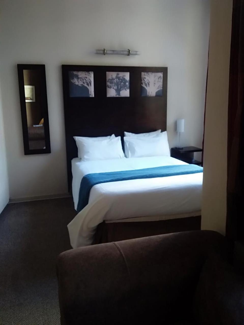 Mabungubwe - Away From Apartment