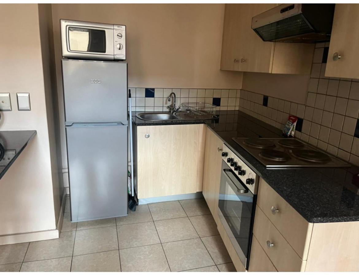 Mabungubwe - Away From Apartment Johannesburg