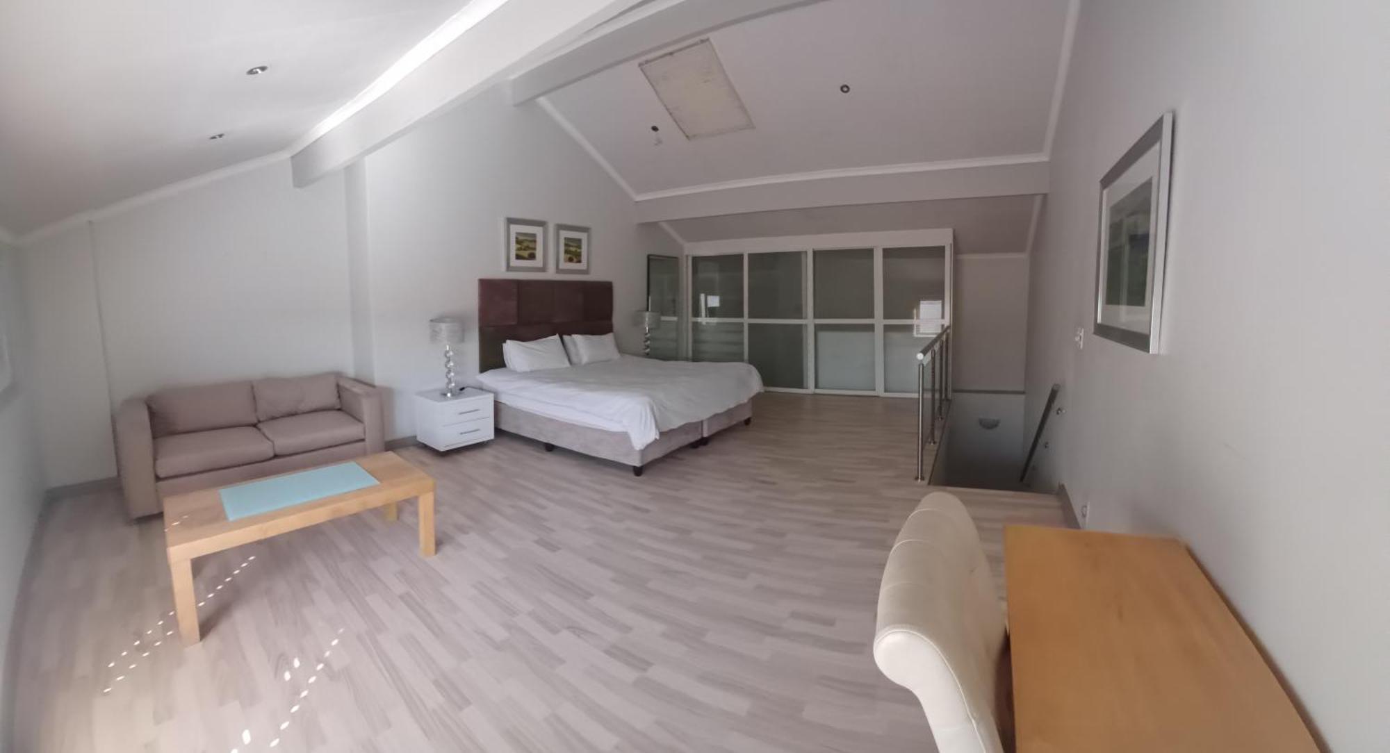 Mount Royal 47 Large 1 Bed With Balcony * Johannesburg