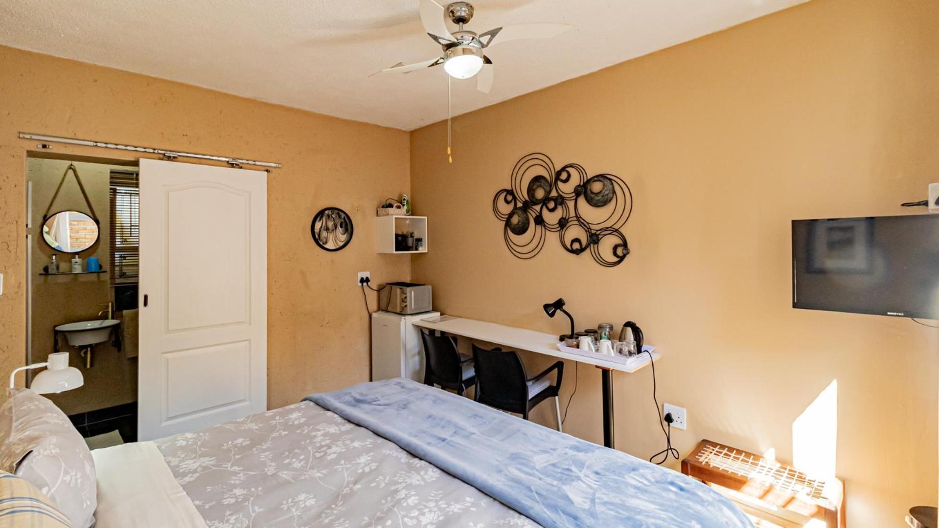 Bed & Breakfast Bnb On 8th Avenue Johannesburg