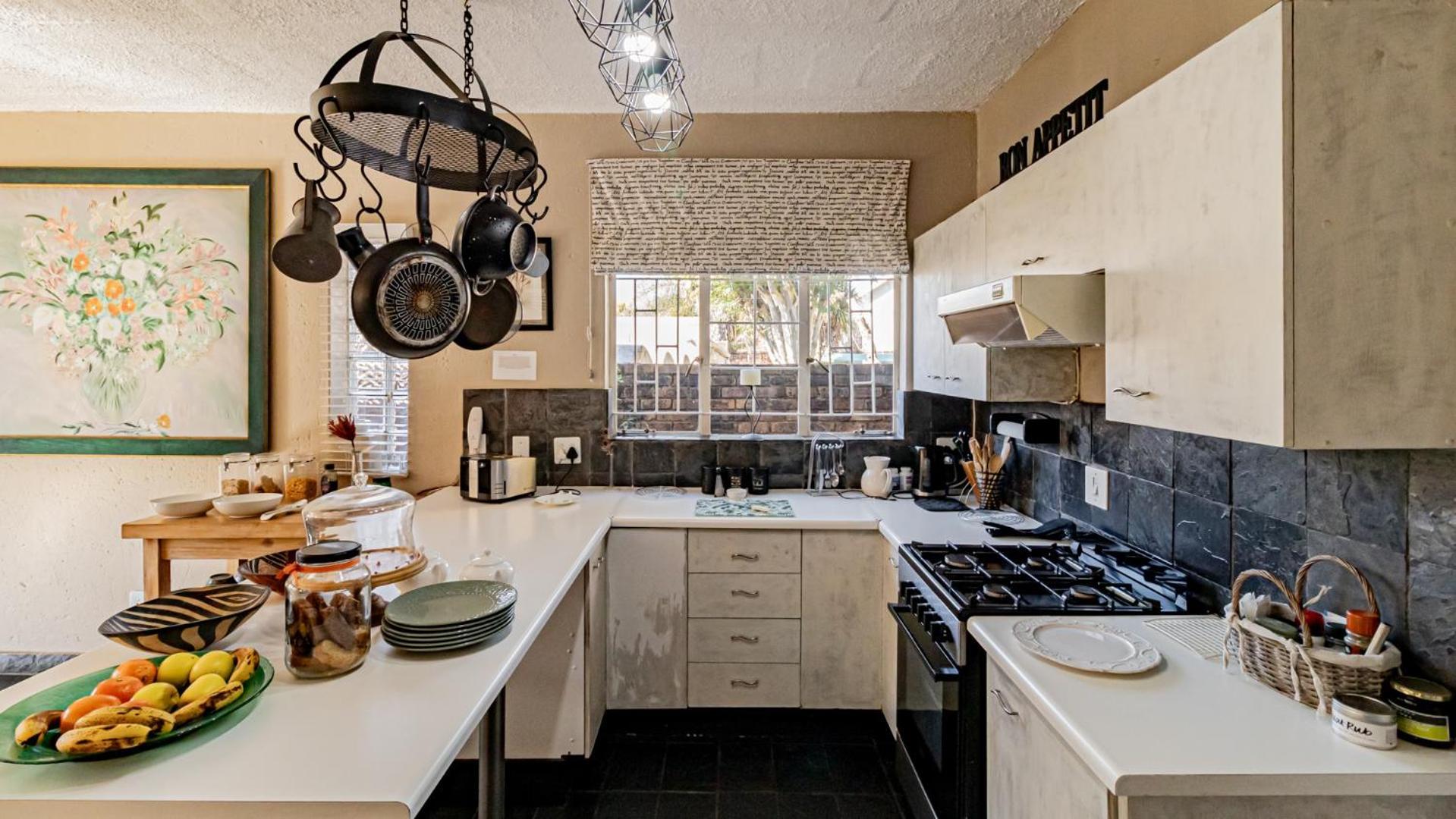 Bnb On 8th Avenue Bed & Breakfast 3*