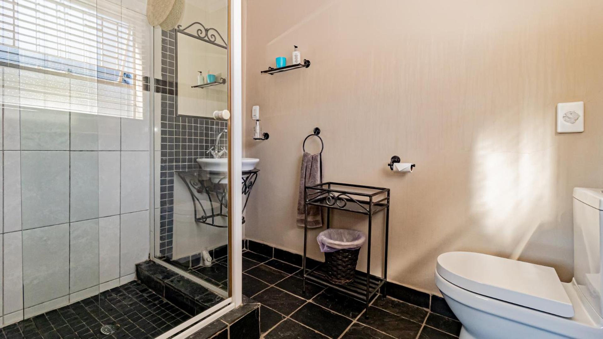 Bnb On 8th Avenue Bed & Breakfast