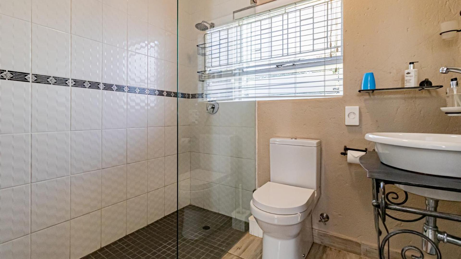 Bed & Breakfast Bnb On 8th Avenue Johannesburg