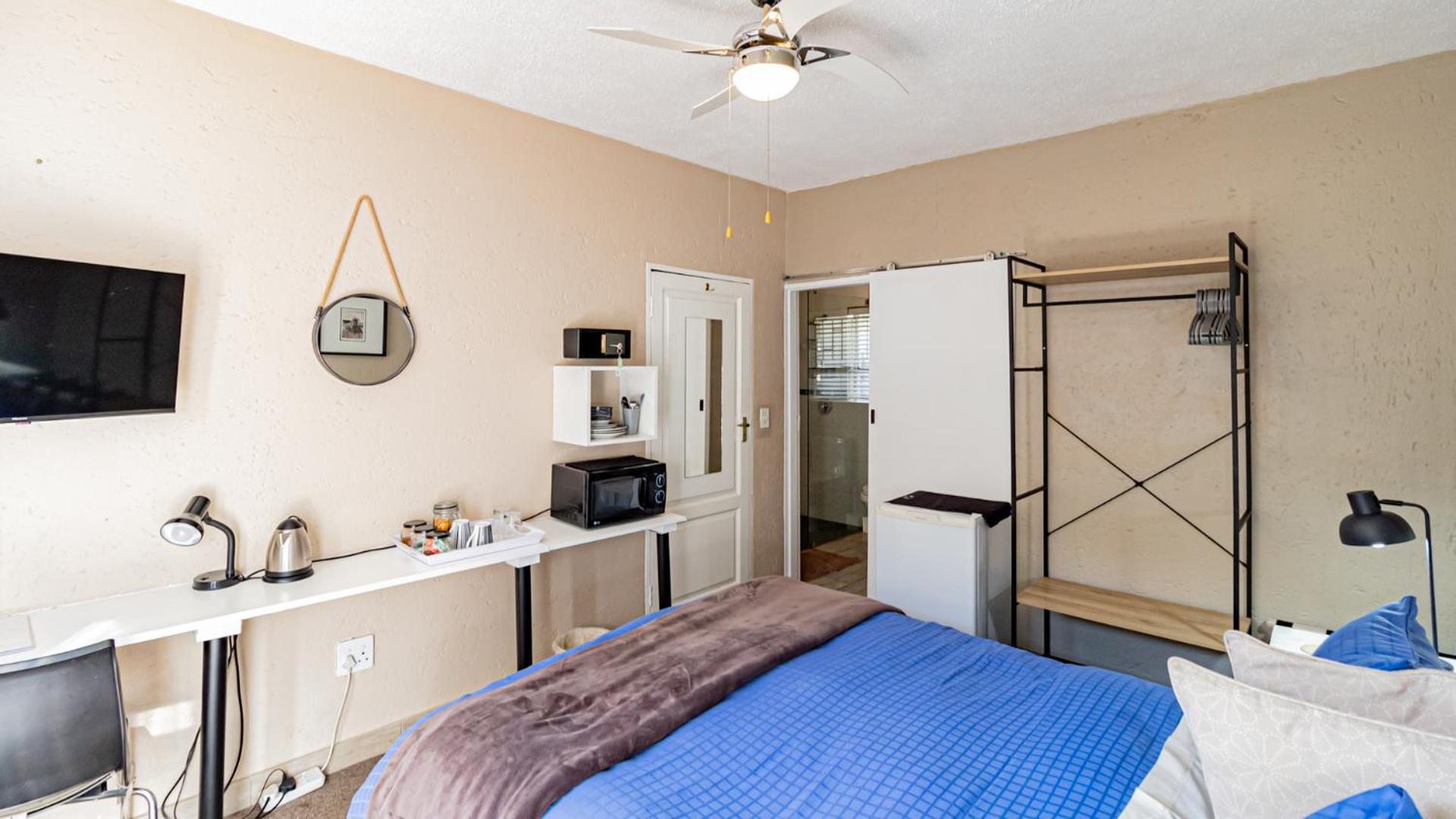 Bed & Breakfast Bnb On 8th Avenue Johannesburg