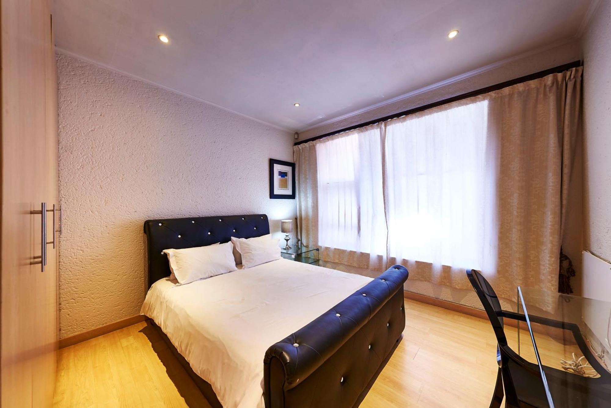 Apartment Dynasty Forest Sandown Serviced & Self Catering *