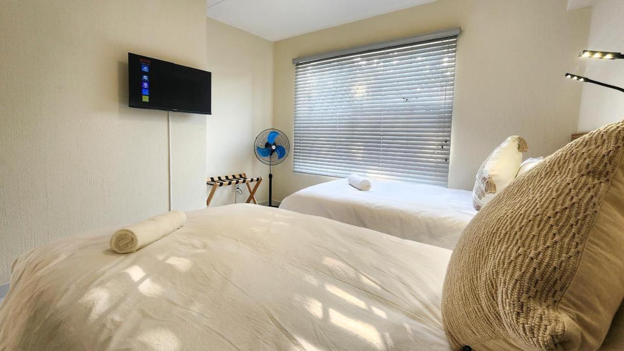 31 Madison Palms East Apartment *
