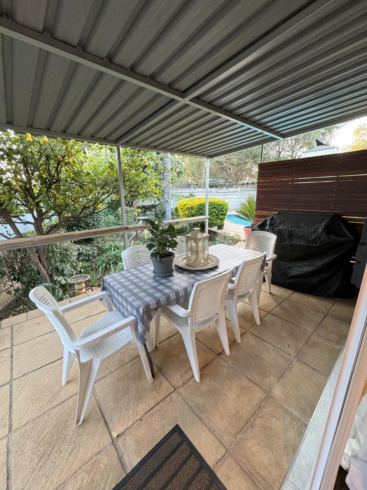 Tranquil Retreat - Malanshof Randburg *