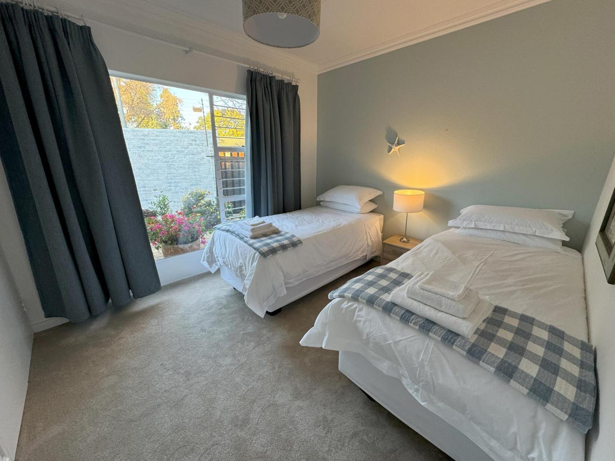 Holiday home Tranquil Retreat - Malanshof Randburg Johannesburg