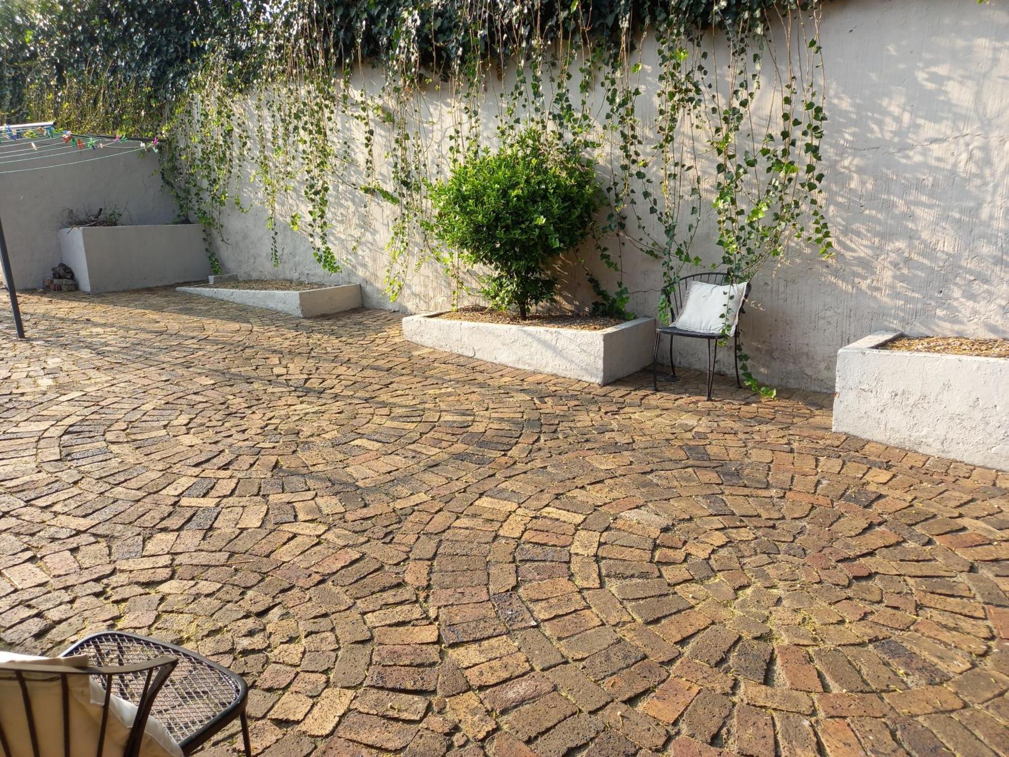 Ekuphumleni Holistic Healing Center Guest house Johannesburg
