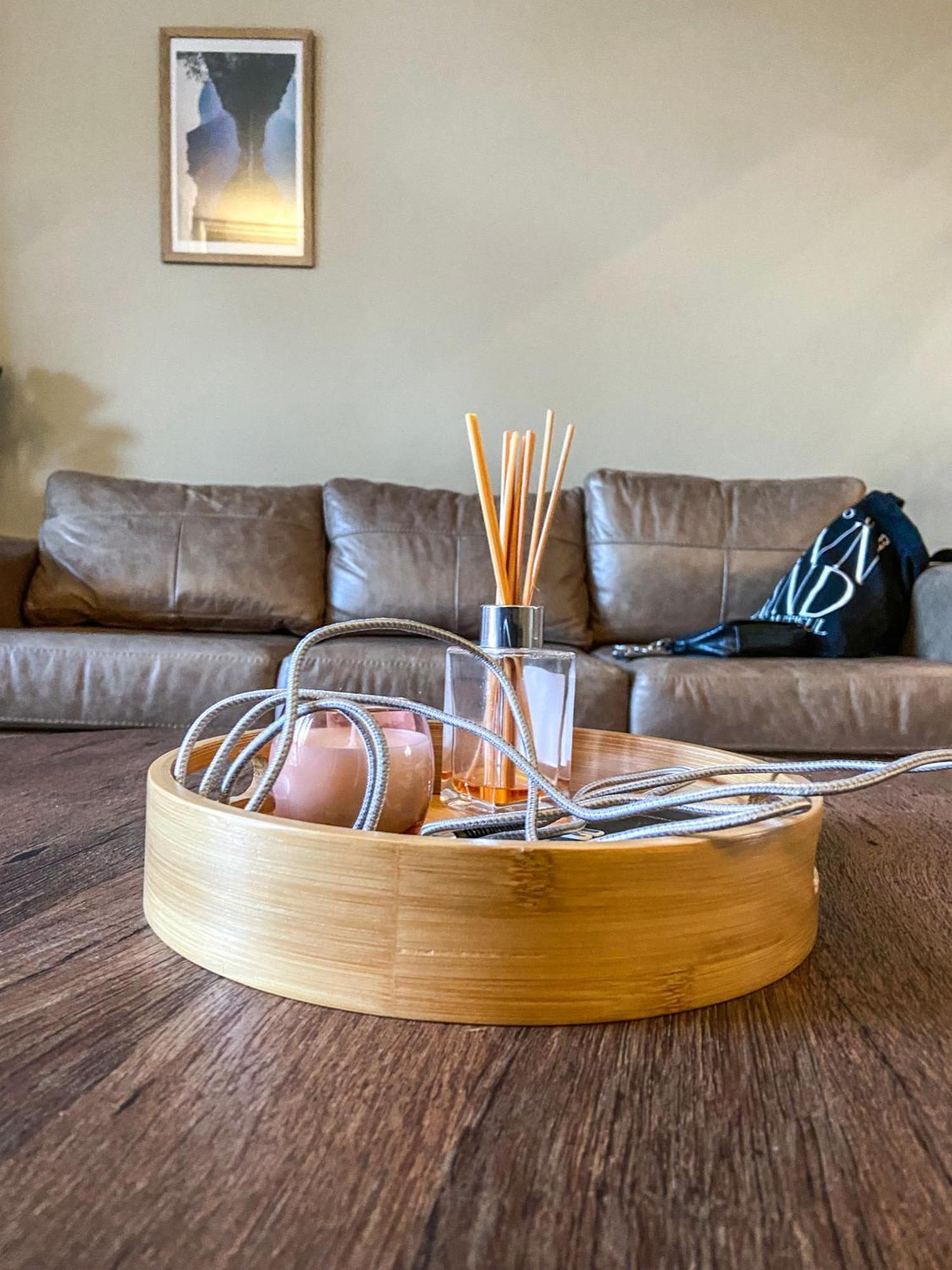 Spacious Luxury 3 Bedroom, 4 Bed With Balcony, Access To Pool & Tennis Court Plus Backup Power And 24hr Security Apartamento