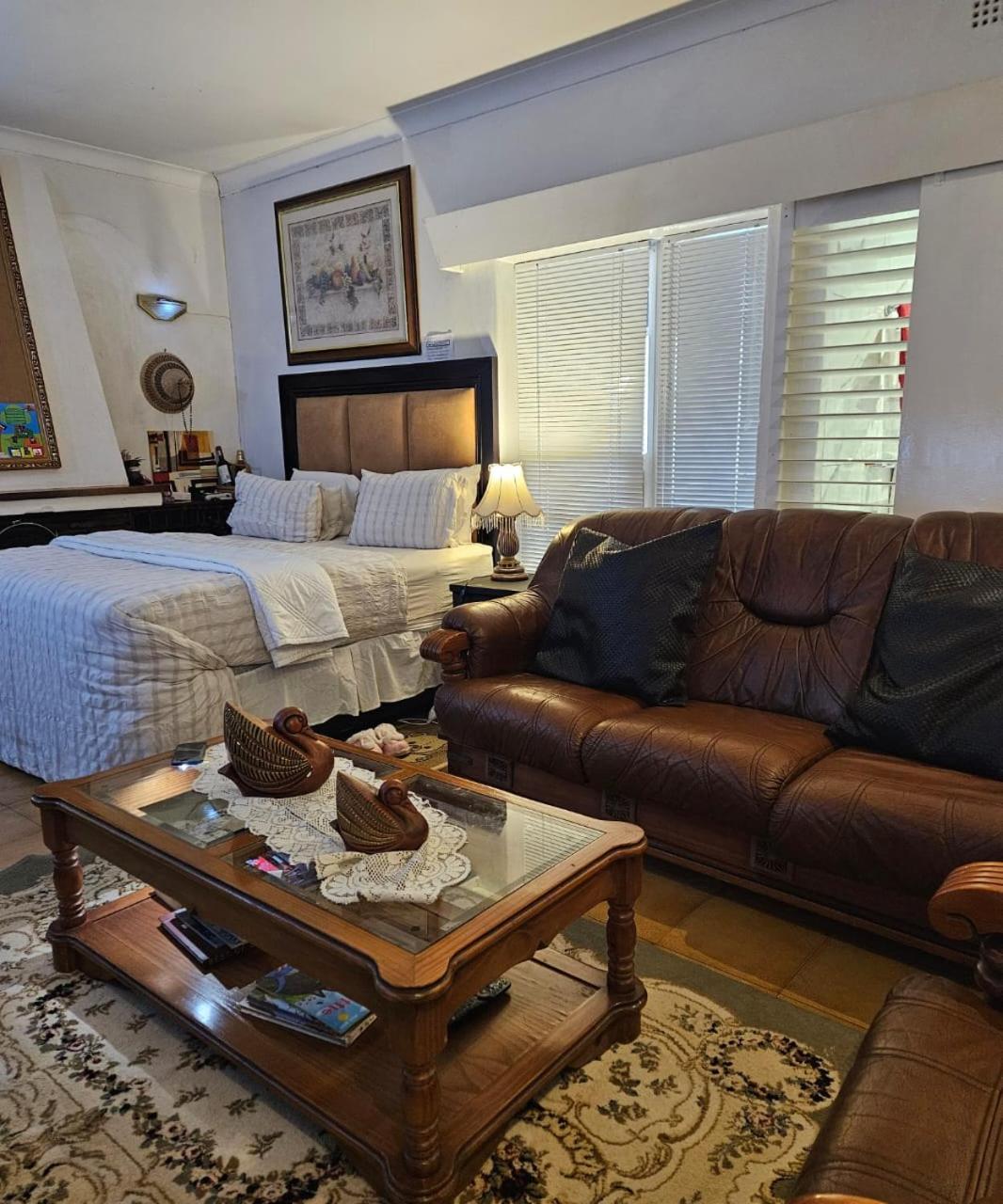 The Royal Princess On Malibongwe Drive Bed & Breakfast